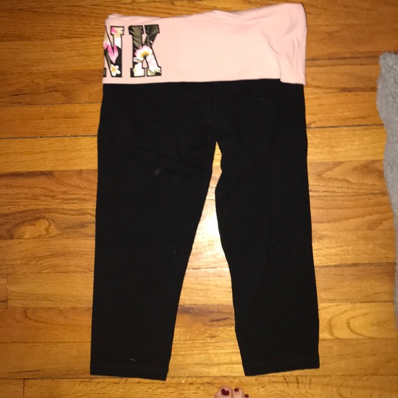 PINK Victoria’s Secret Crop Leggings - Picture 2 of 3